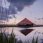 Jako faraón. Místo farmářského domku si postavil pyramidu. Foto: Jordi Huisman