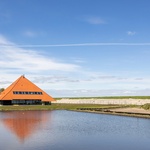 Jako faraón. Místo farmářského domku si postavil pyramidu. Foto: Jordi Huisman