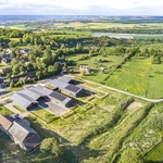 Škola základ života. Bere si inspiraci z vesnice a myslí na budoucnost. Vyrostla ze dřeva. Foto: Sergio Grazia