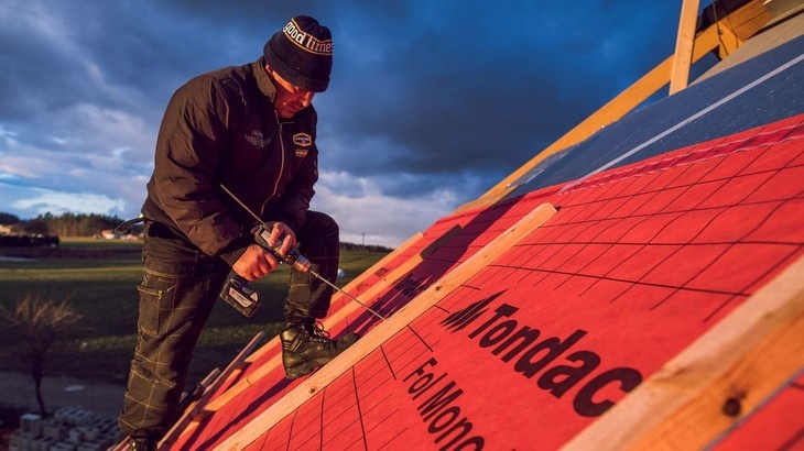 Rekonstrukce střechy s hydroizolací Tondach FOL Mono DT. Zdroj: Wienerberger s.r.o.