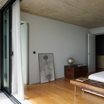 Život v kostce. Casa Rocha se vymyká konvencím. Je to špatně? Foto: Ivo Tavares Studio Život v kostce. Casa Rocha se vymyká konvencím. Je to špatně? Foto: Ivo Tavares Studio