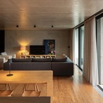 Život v kostce. Casa Rocha se vymyká konvencím. Je to špatně? Foto: Ivo Tavares Studio Život v kostce. Casa Rocha se vymyká konvencím. Je to špatně? Foto: Ivo Tavares Studio