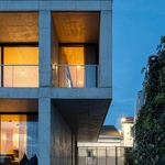 Život v kostce. Casa Rocha se vymyká konvencím. Je to špatně? Foto: Ivo Tavares Studio Život v kostce. Casa Rocha se vymyká konvencím. Je to špatně? Foto: Ivo Tavares Studio